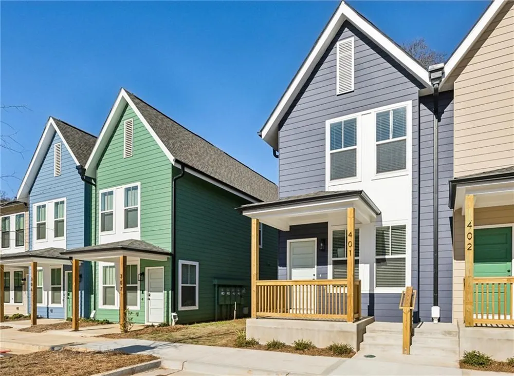 1095 Tucker Avenue #401