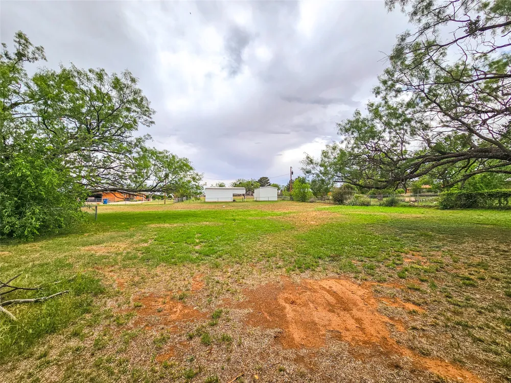 1002 Ridgecrest Street Sweetwater, TX 79556