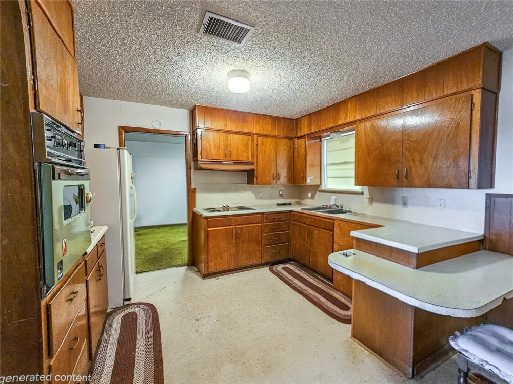 1002 Ridgecrest Street Sweetwater, TX 79556