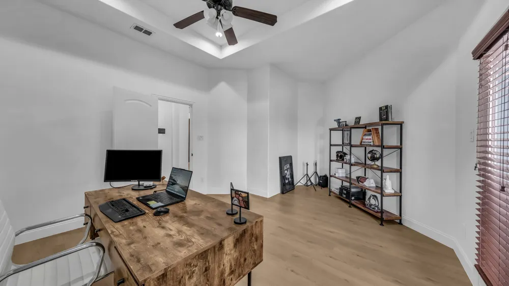 235 Bearclaw Circle Aledo, TX 76008