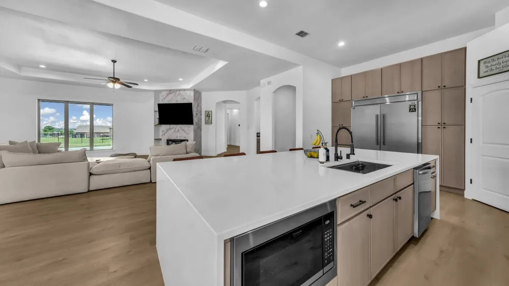 235 Bearclaw Circle Aledo, TX 76008
