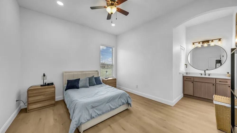 235 Bearclaw Circle Aledo, TX 76008