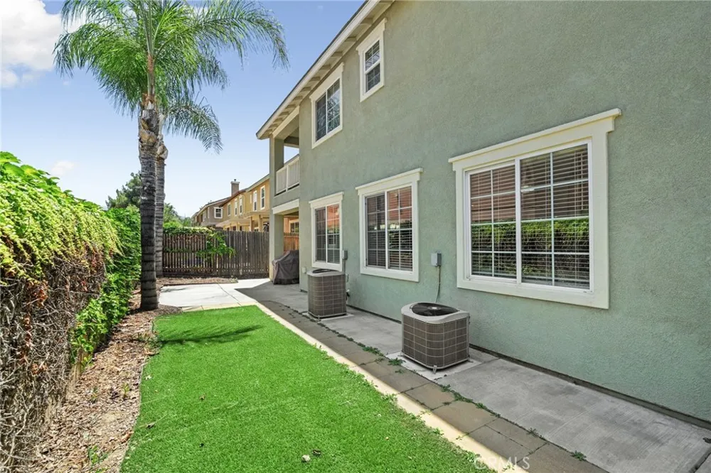 33934 Lily Road Yucaipa, CA 92399