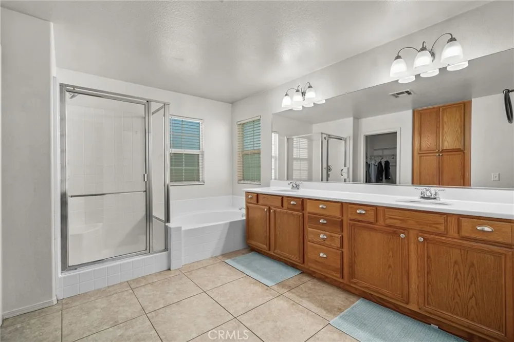 33934 Lily Road Yucaipa, CA 92399