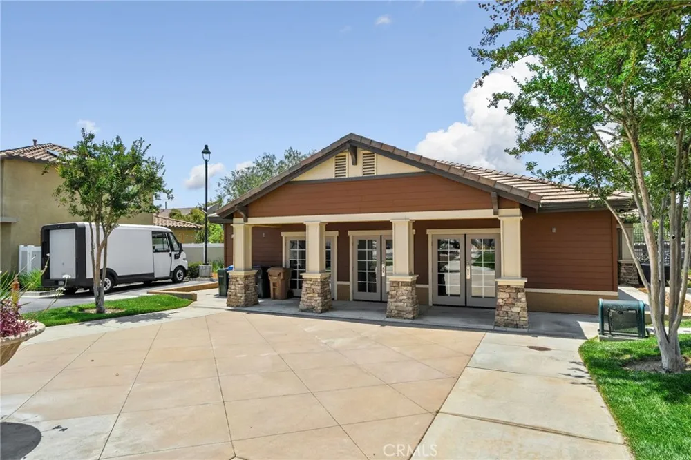 33934 Lily Road Yucaipa, CA 92399