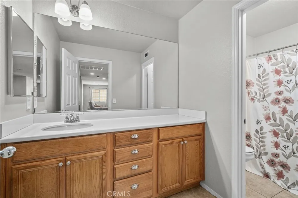 33934 Lily Road Yucaipa, CA 92399