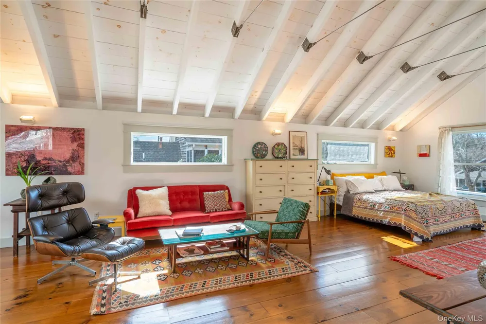 306 6th Street Greenport, NY 11944
