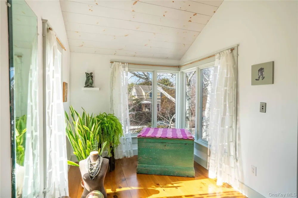 306 6th Street Greenport, NY 11944