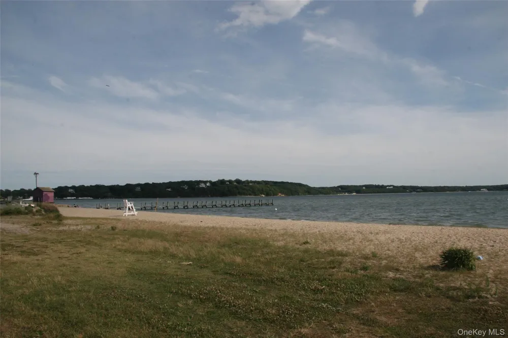 306 6th Street Greenport, NY 11944