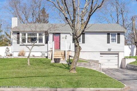 559 Dow Avenue
