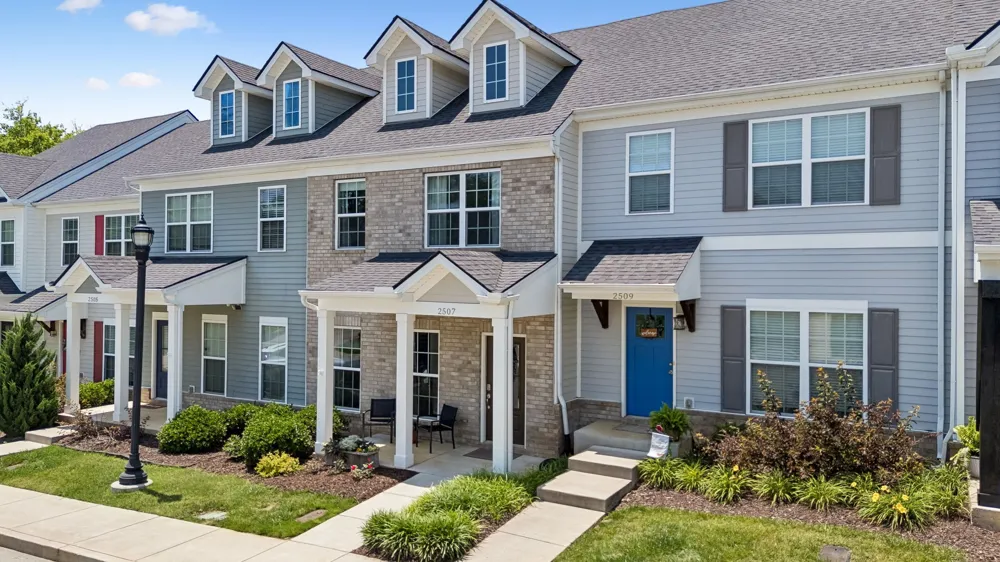 2507 Napa Valley Way Columbia, TN 38401