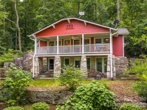 206 Chestnut Hill Road