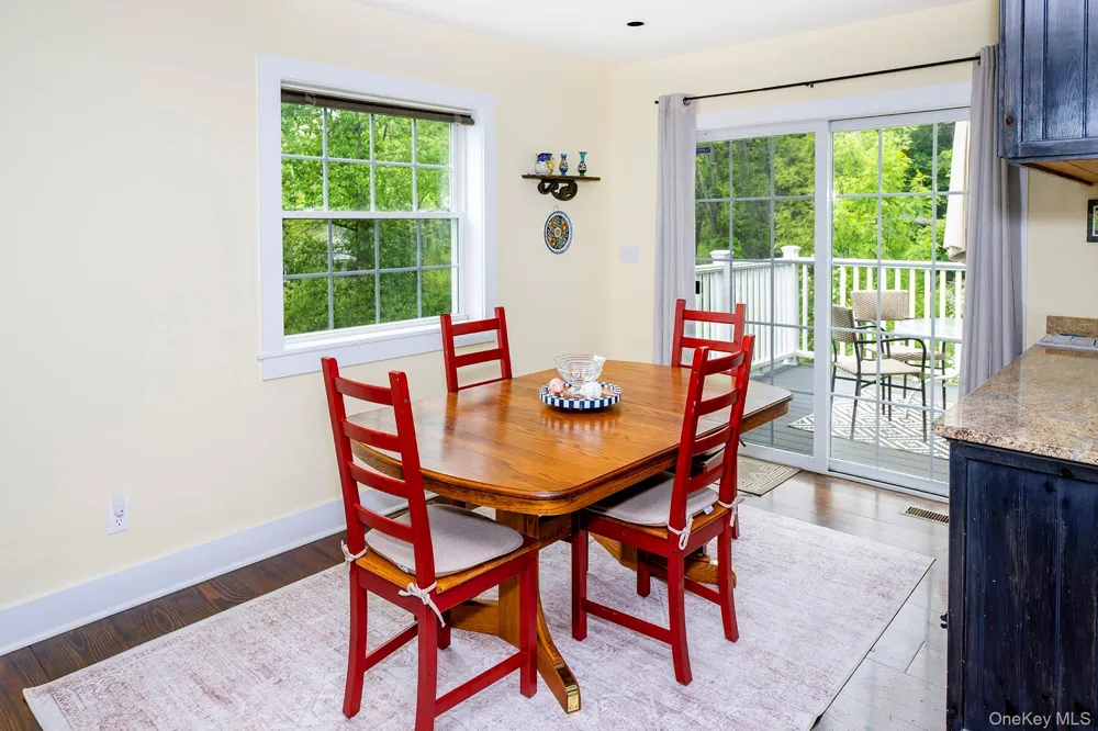 580 Oak Summit Road Millbrook, NY 12545