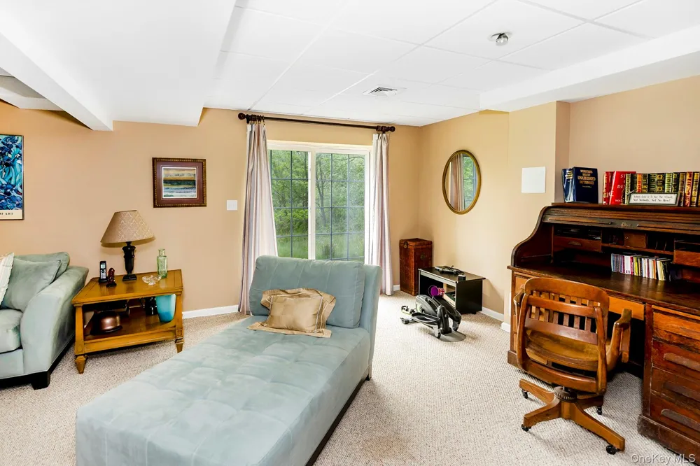580 Oak Summit Road Millbrook, NY 12545