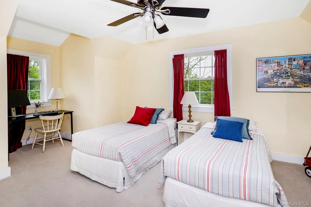 580 Oak Summit Road Millbrook, NY 12545