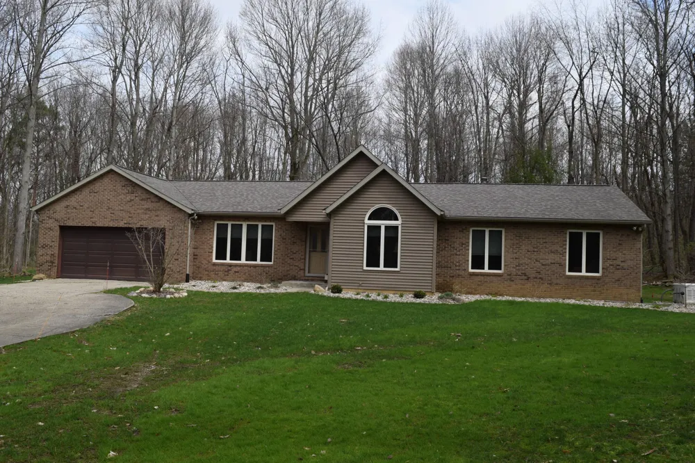 1209 Morris Drive Niles, MI 49120