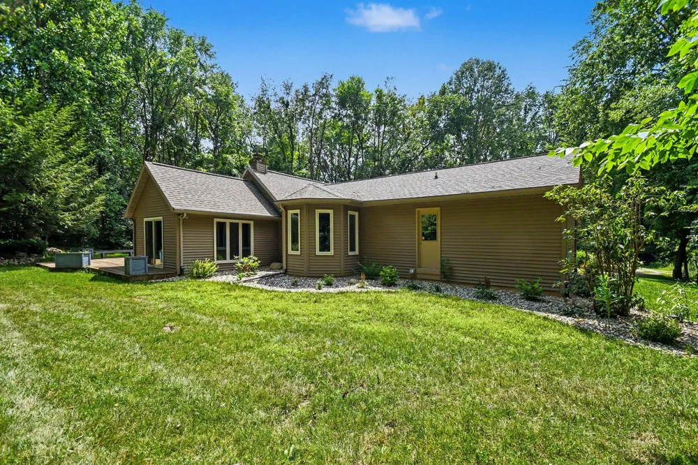 1209 Morris Drive Niles, MI 49120