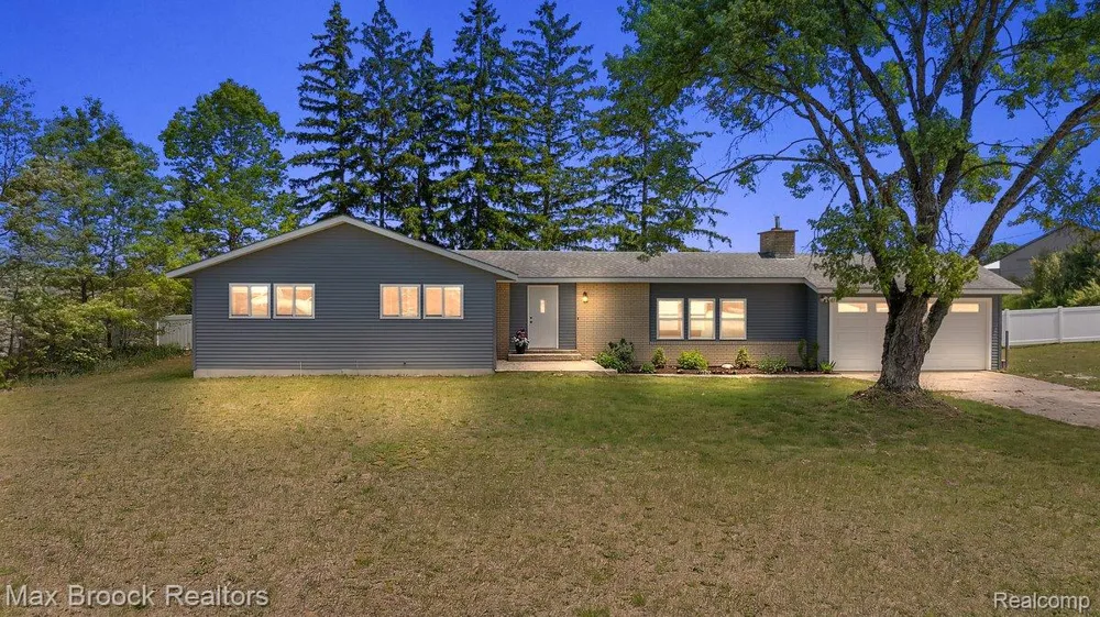 8580 Silver Creek Road Whitehall Township, MI 49461