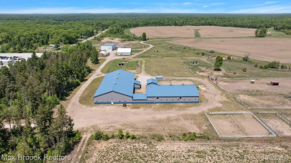 8580 Silver Creek Road Whitehall Township, MI 49461