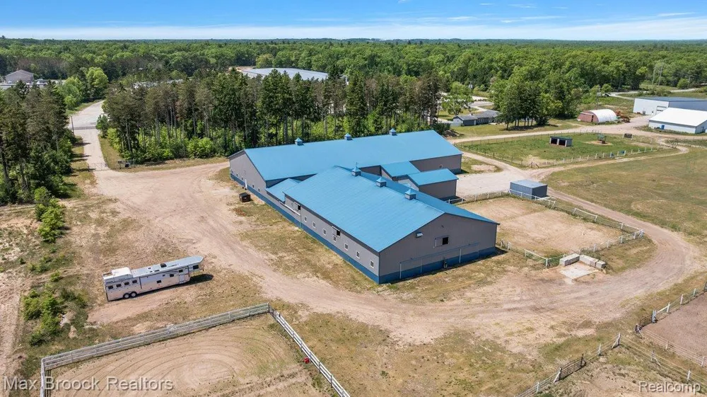 8580 Silver Creek Road Whitehall Township, MI 49461