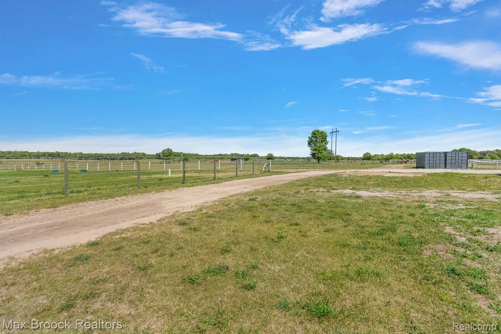 8580 Silver Creek Road Whitehall Township, MI 49461