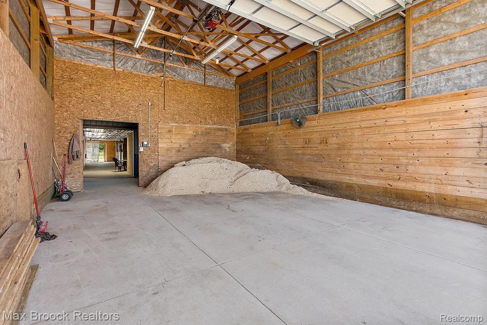 8580 Silver Creek Road Whitehall Township, MI 49461