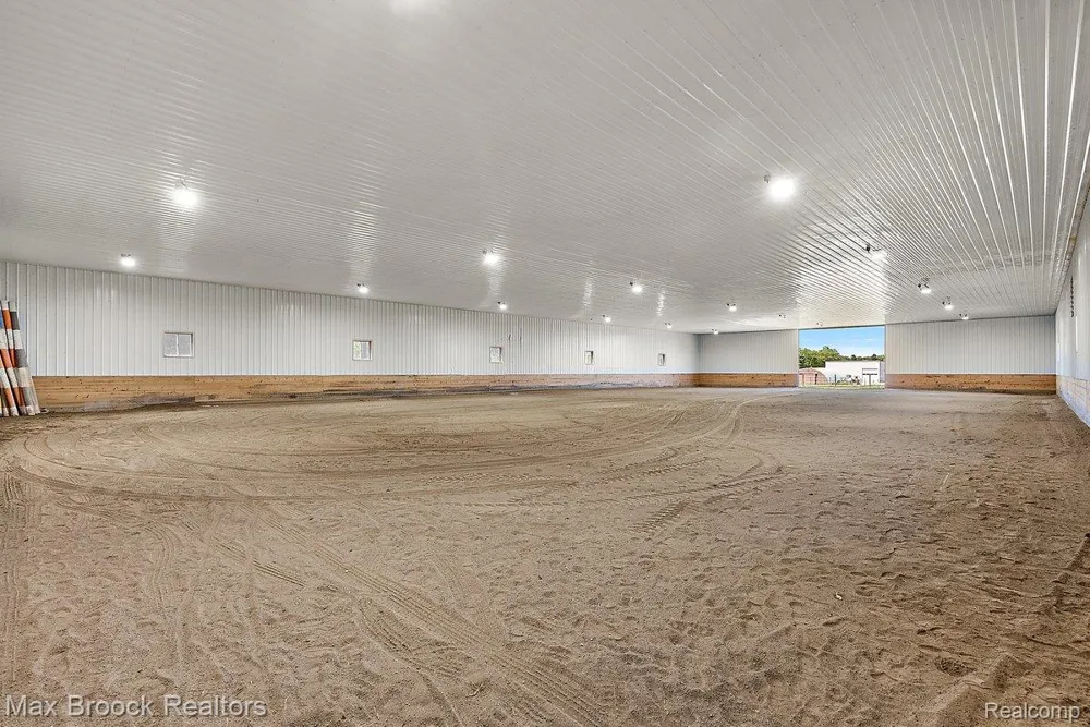 8580 Silver Creek Road Whitehall Township, MI 49461