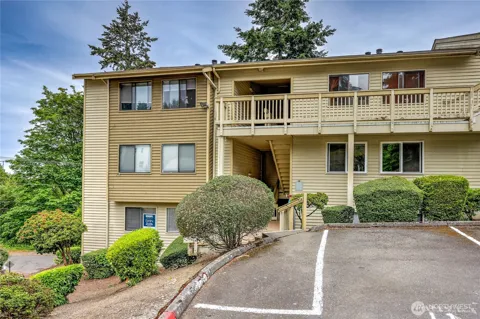 1700 W Sunn Fjord Lane #L202