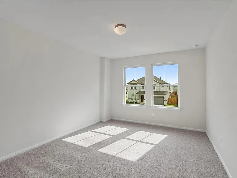 128 Comet Pointe Drive Georgetown, TX 78628