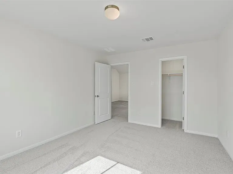 128 Comet Pointe Drive Georgetown, TX 78628