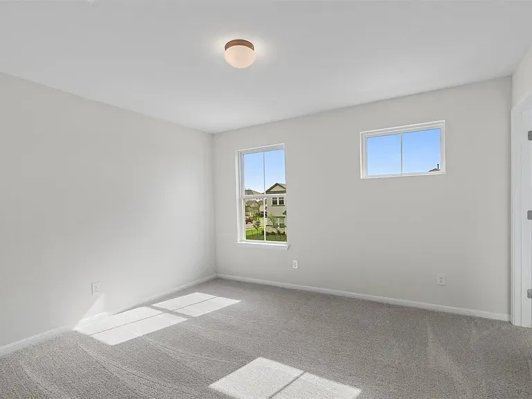 128 Comet Pointe Drive Georgetown, TX 78628