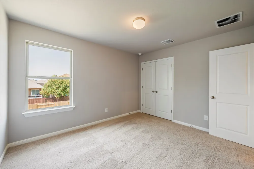 128 Comet Pointe Drive Georgetown, TX 78628
