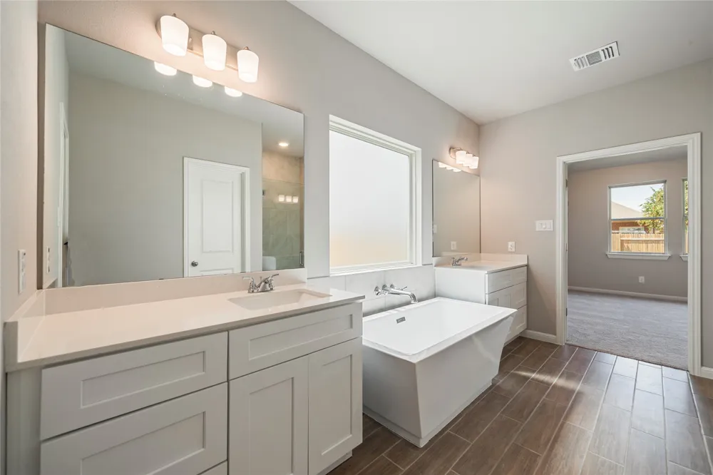 128 Comet Pointe Drive Georgetown, TX 78628