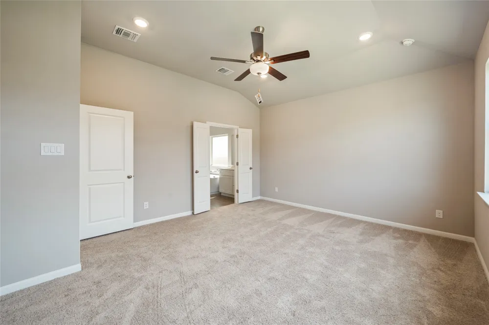 128 Comet Pointe Drive Georgetown, TX 78628