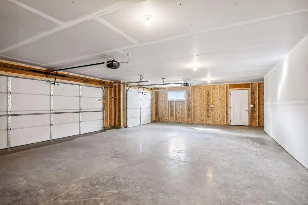 745 165th Street Hammond, WI 54015