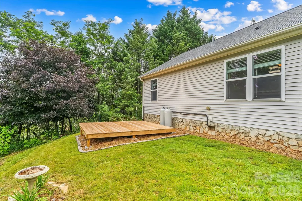 2610 Bear Creek Road Marshall, NC 28753