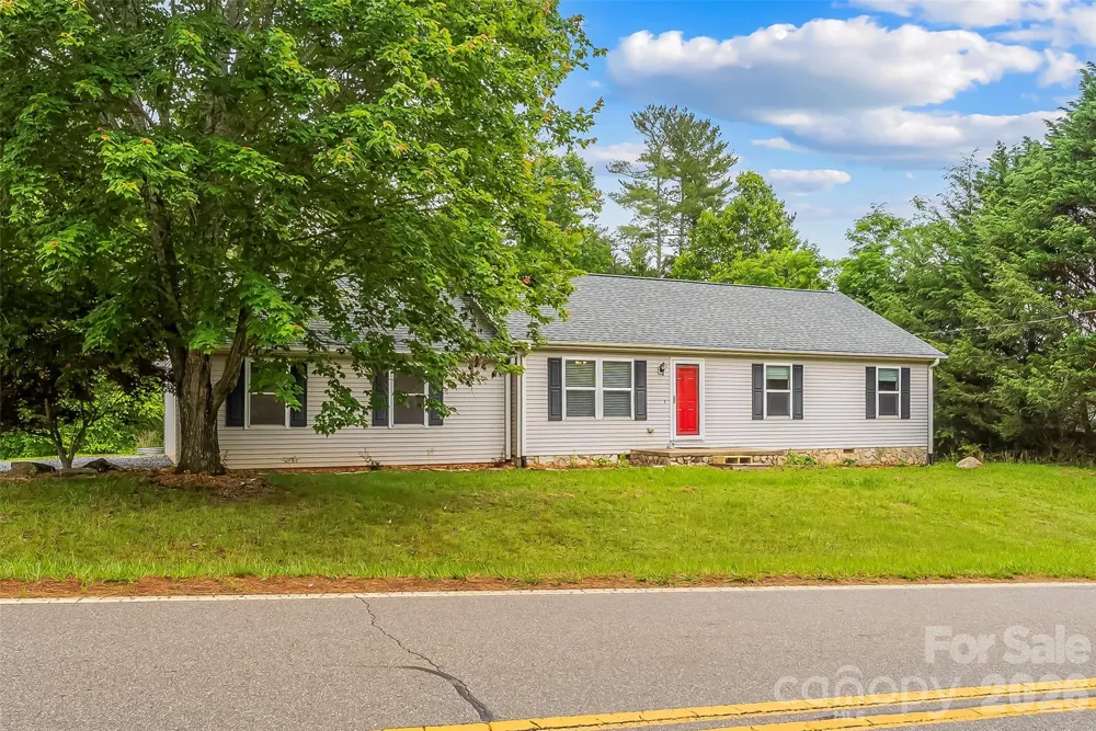 2610 Bear Creek Road Marshall, NC 28753
