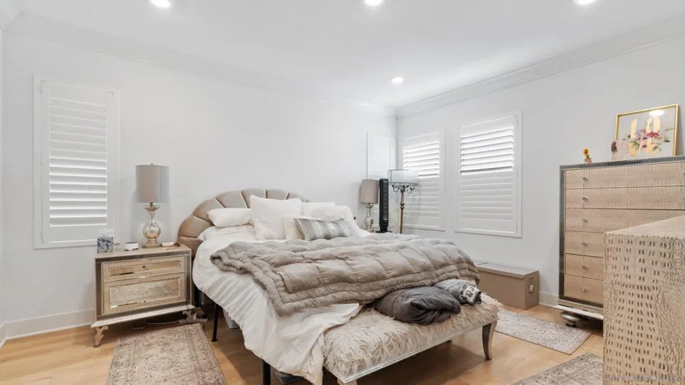 15681 Rennyson Way San Diego, CA 92127
