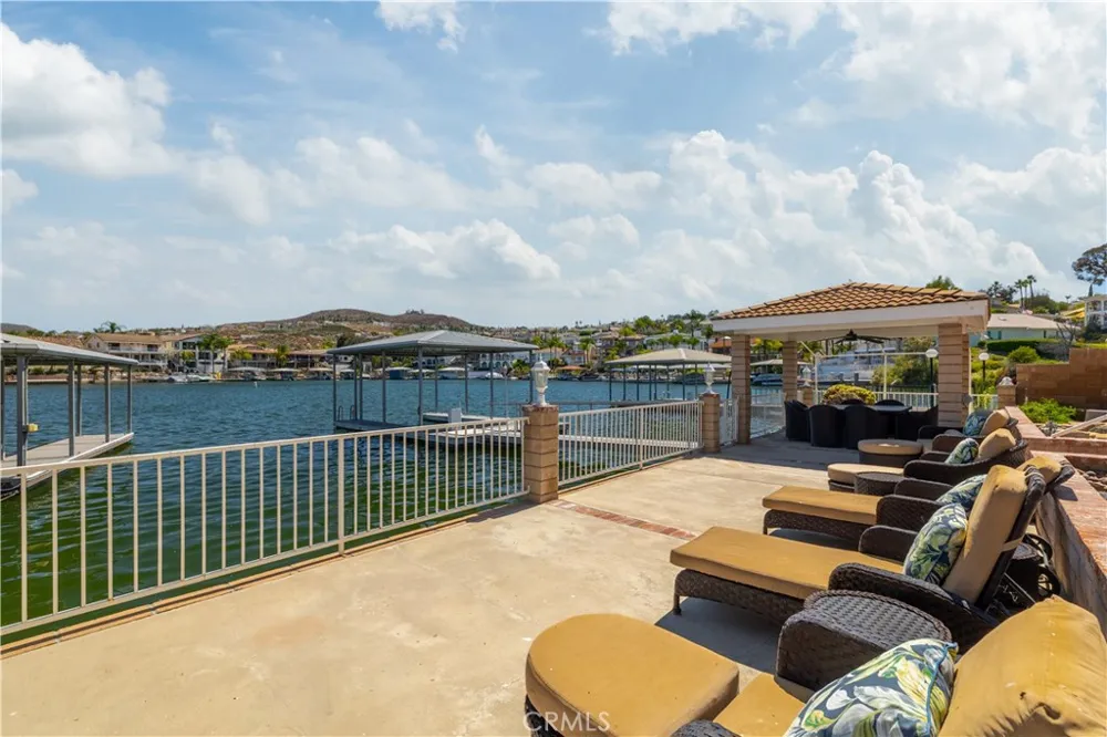 30238 Longhorn Canyon Lake, CA 92587