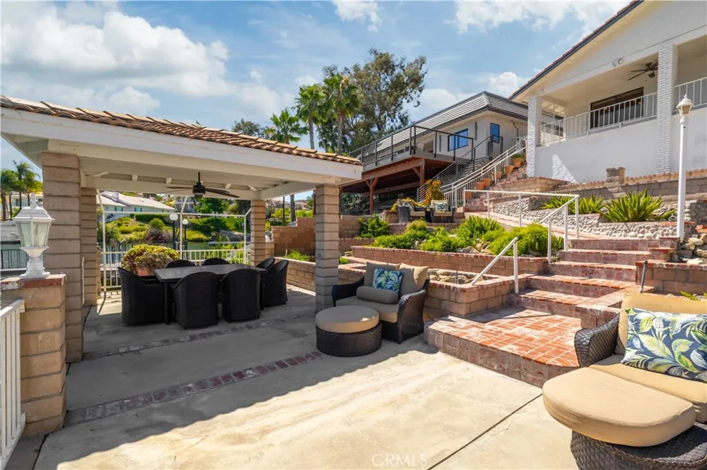 30238 Longhorn Canyon Lake, CA 92587