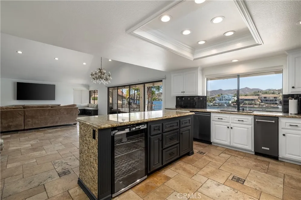 30238 Longhorn Canyon Lake, CA 92587