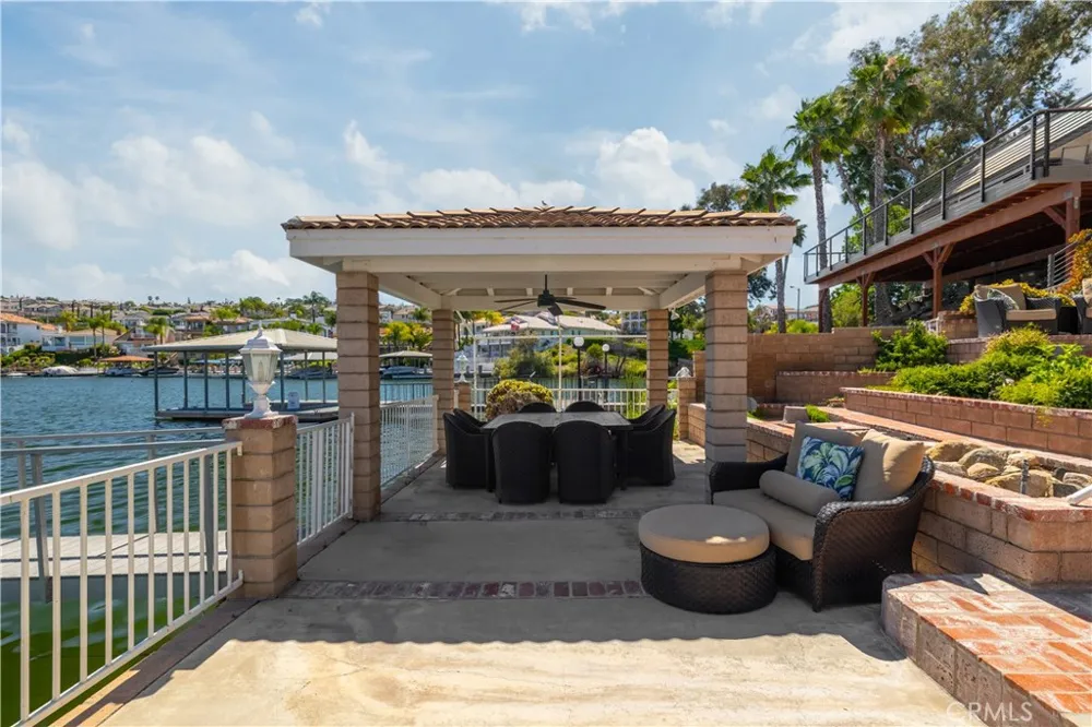 30238 Longhorn Canyon Lake, CA 92587