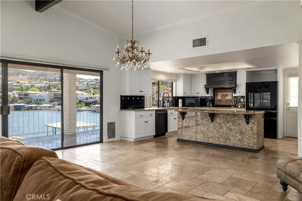 30238 Longhorn Canyon Lake, CA 92587