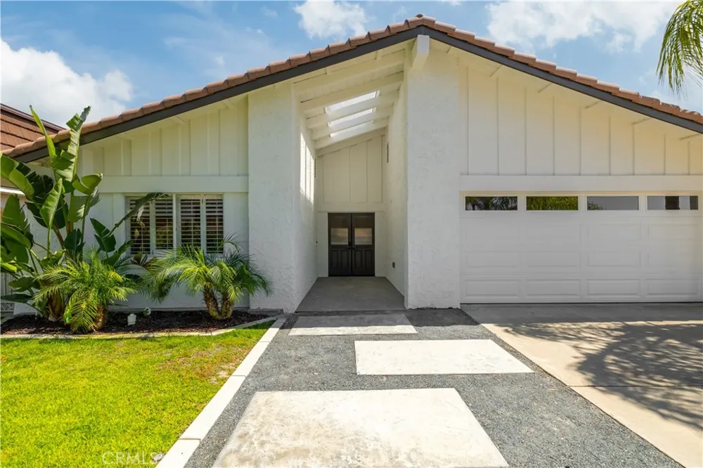 30238 Longhorn Canyon Lake, CA 92587