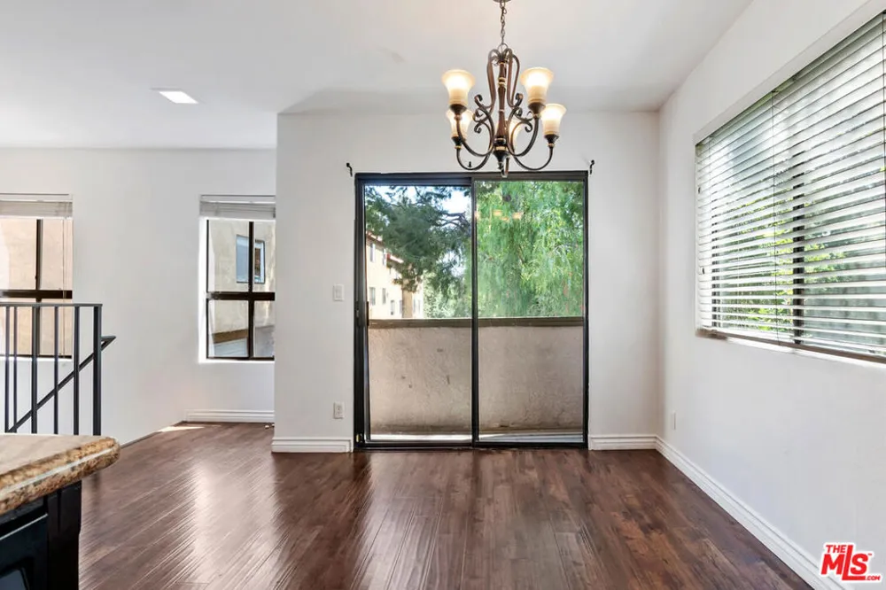 5322 Colodny Drive #9 Agoura Hills, CA 91301