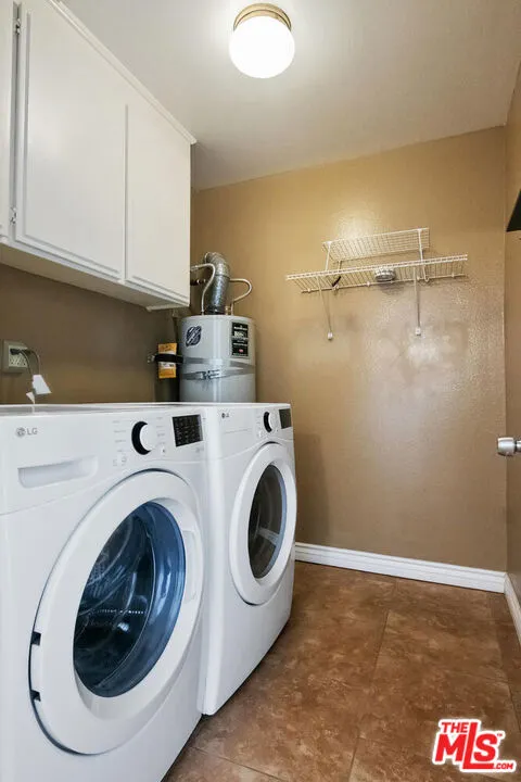 5322 Colodny Drive #9 Agoura Hills, CA 91301