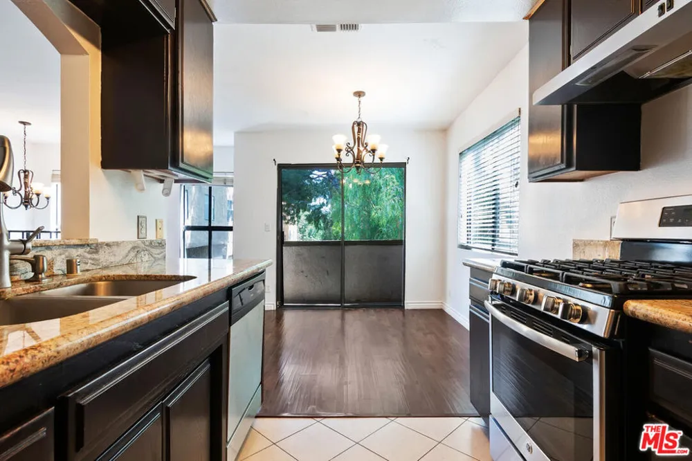 5322 Colodny Drive #9 Agoura Hills, CA 91301