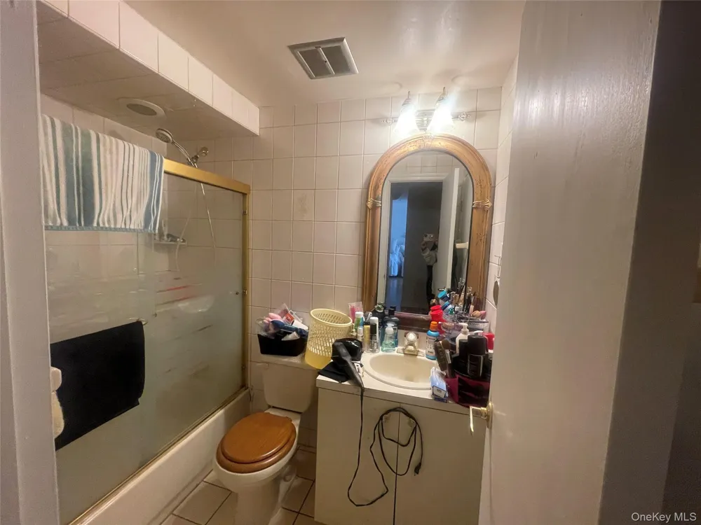 693 Blue Ridge Patchogue, NY 11763