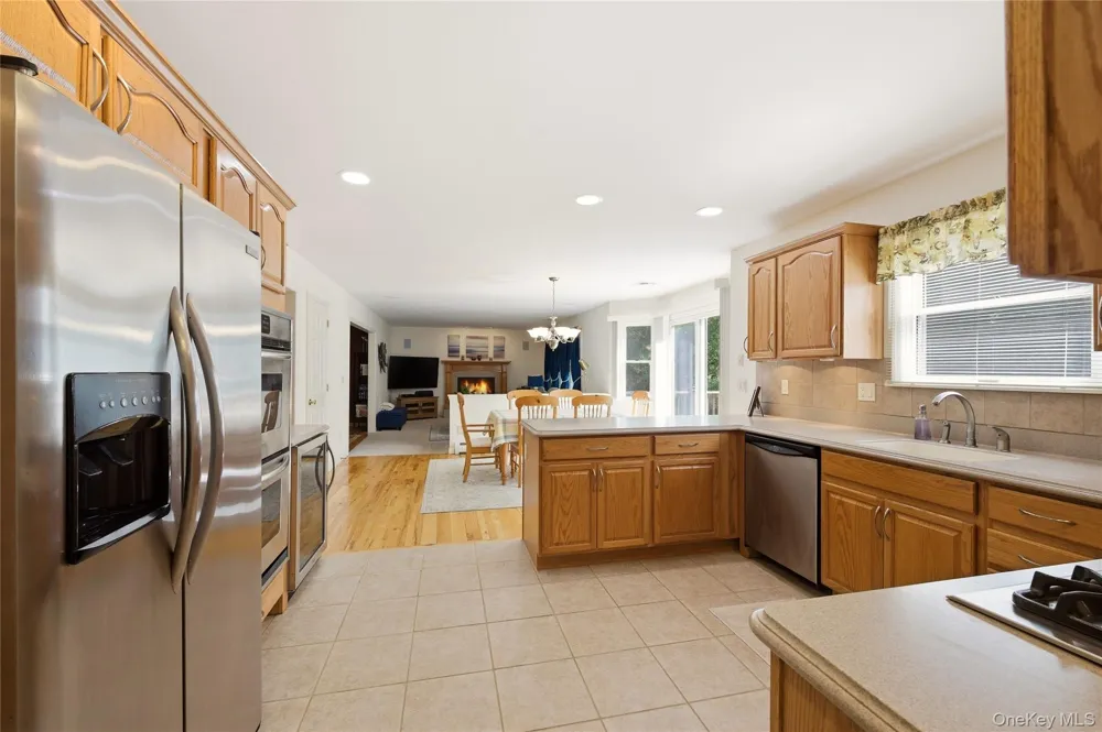 77 Woods Road Baiting Hollow, NY 11933