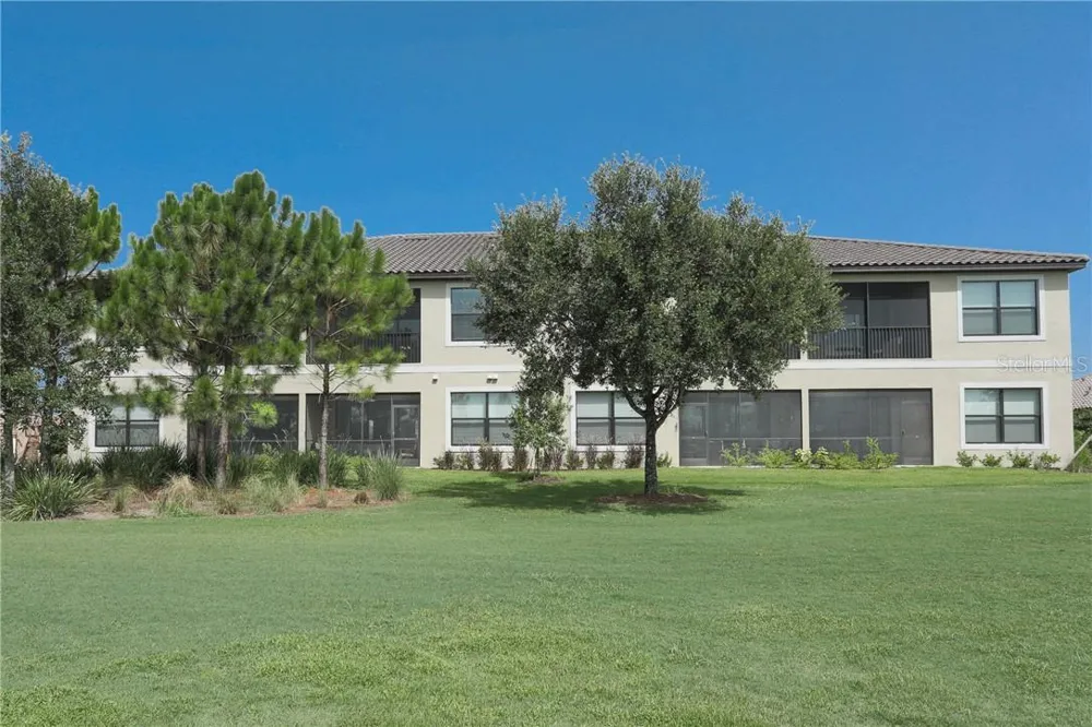 12740 SORRENTO WAY #103 Bradenton, FL 34211